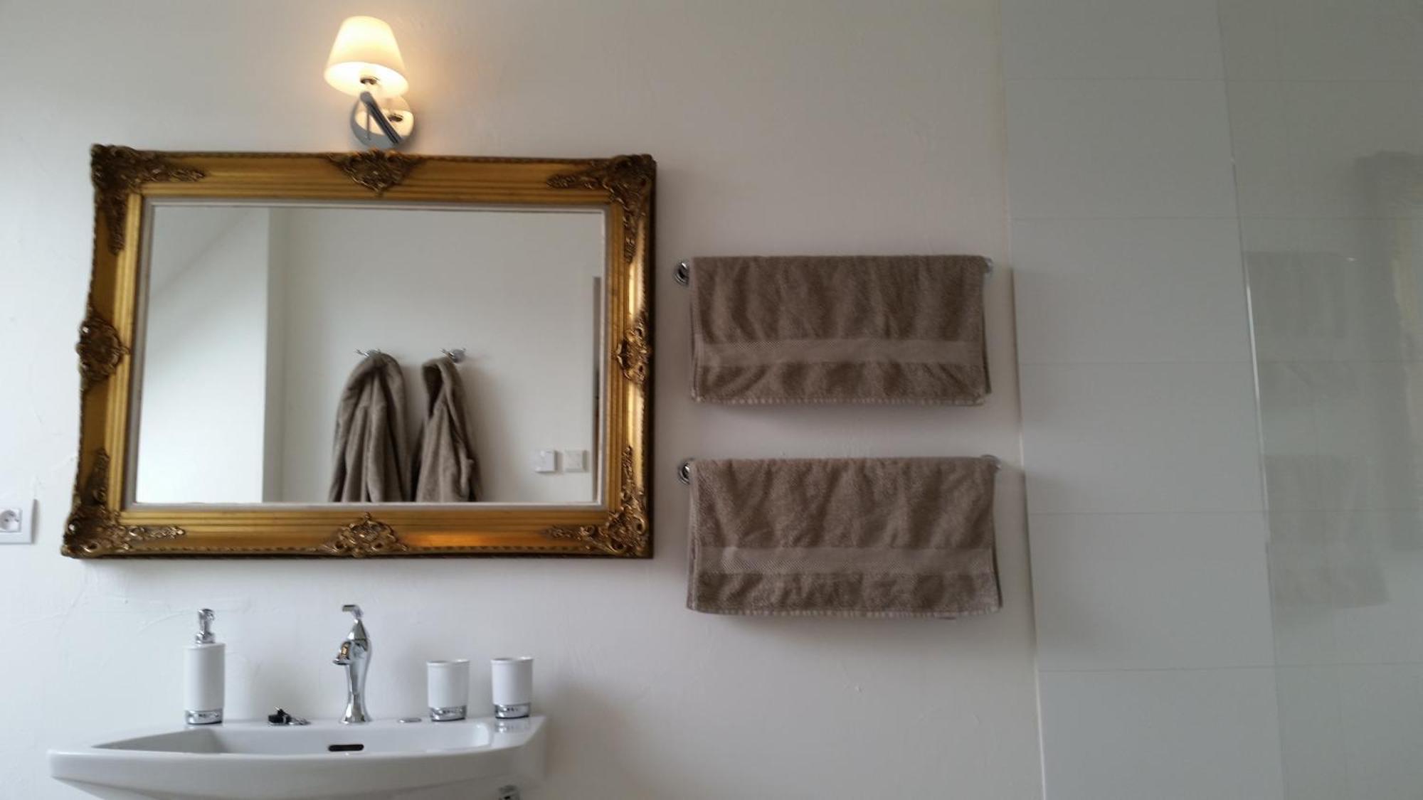 B&B La Douceur De La Miclette Ellezelles Стая снимка